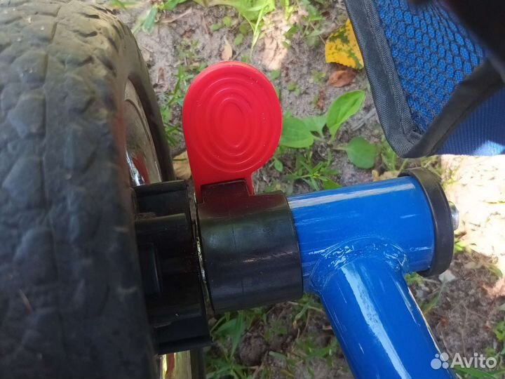 Велосипед трехколесный с родительской ручкой