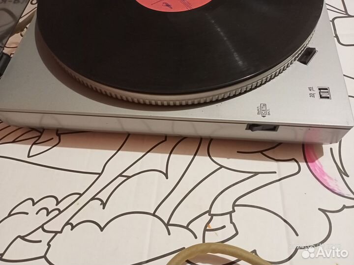 Проигрыватель винила