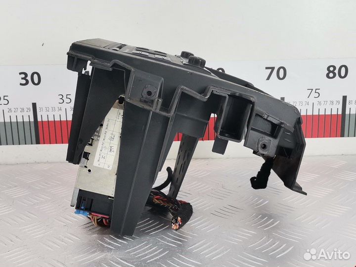 Магнитола для Volkswagen Golf 4 1J0035191AX