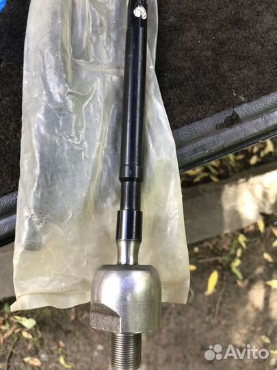 Nissan Almera рулевая тяга с наконечником