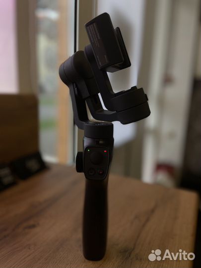 3х осевой стабилизатор для смартфона Baseus BC01