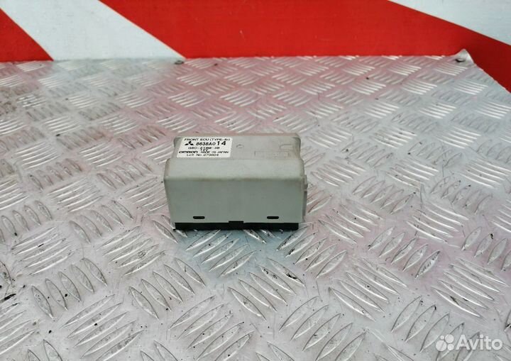 Блок ECU Mitsubishi Pajero 4 3.8