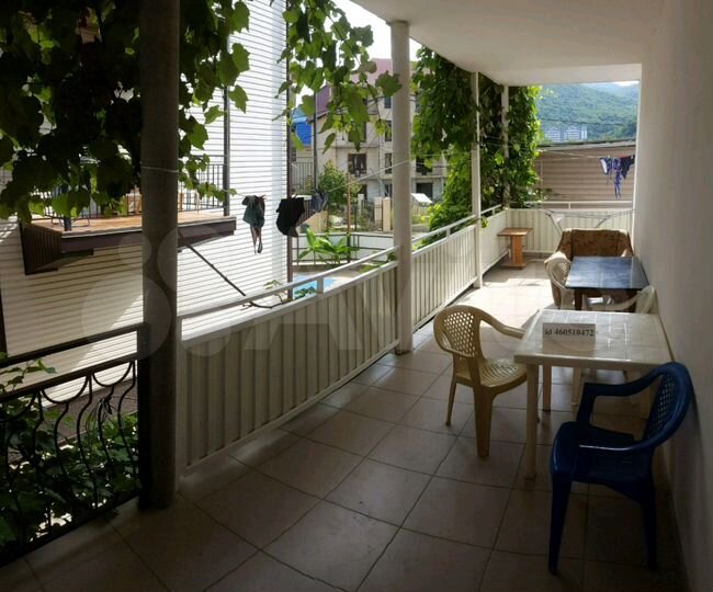 Дом 200 м² на участке 8 сот.