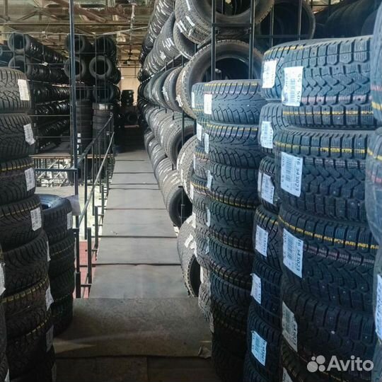 Dunlop Enasave RV504 215/60 R17 96H