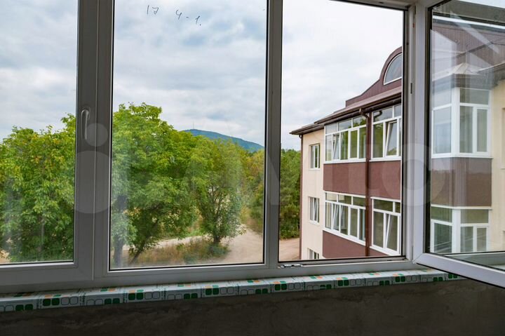 1-к. квартира, 47 м², 1/3 эт.