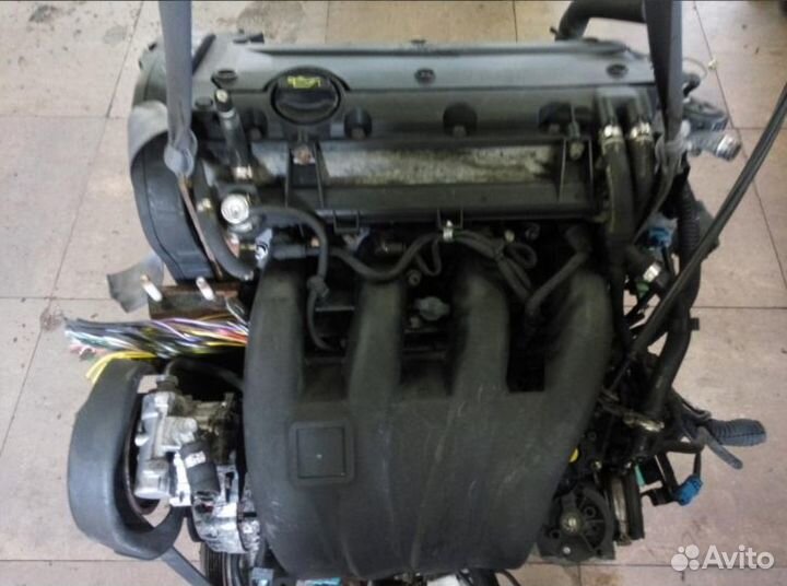 Двигатель Citroen Evasion 2.0 RFV