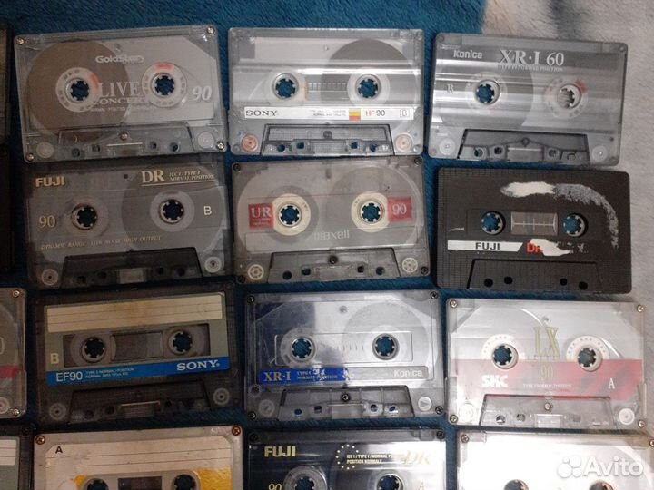 Аудиокассеты фирменные 24 штуки