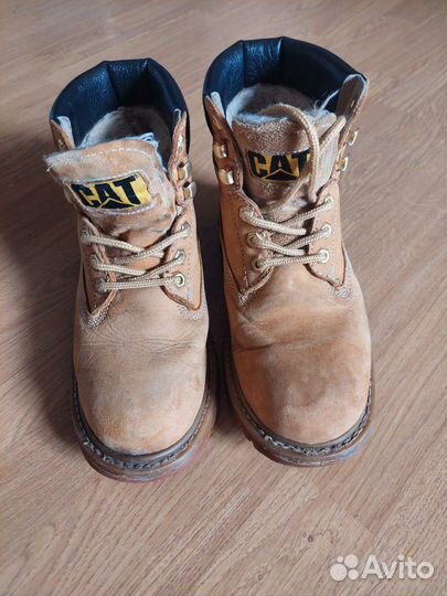 Ботинки зимние женские Caterpillar