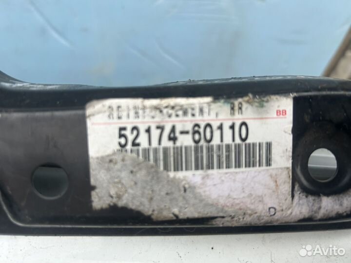 Toyota lexus кронштейн зад бампера левый новый