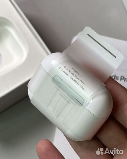 Беспроводные наушники apple airpods про 2 новые