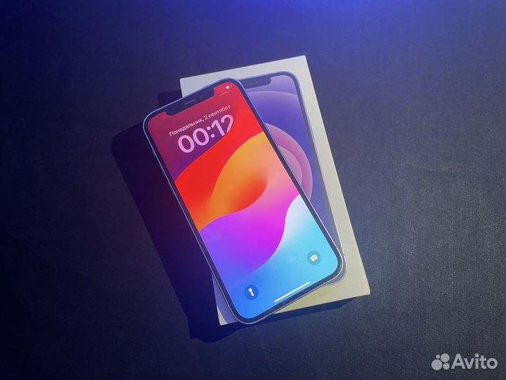 iPhone 12, 64 ГБ