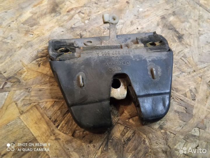 Замок багажника Audi 80