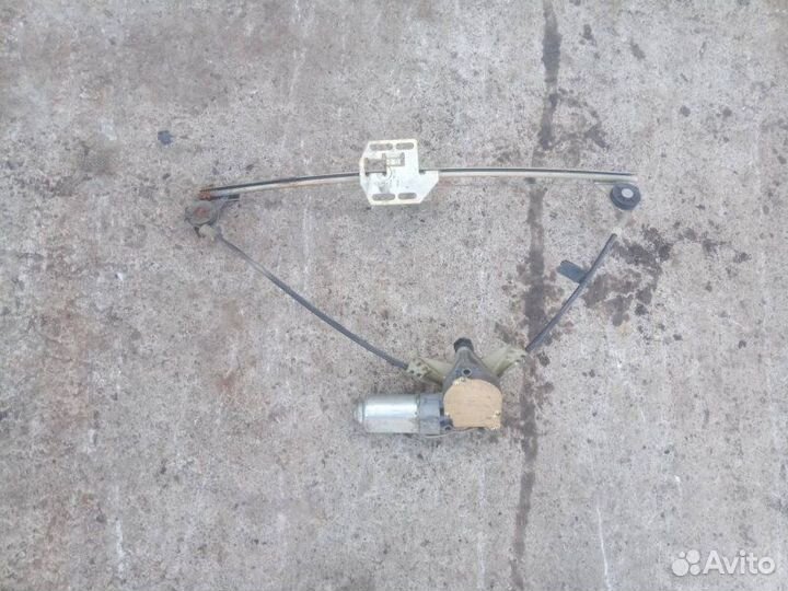 Стеклоподъемник электрический передний правый