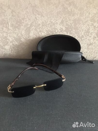 Солнцезащитные очки