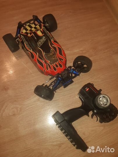 Радиоуправляемая модель для дрифта на запчасти