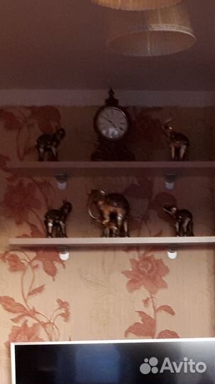 Продам полки мебель Артис