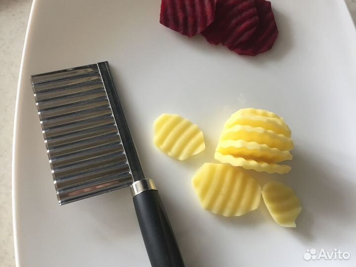 Нож для фигурной нарезки продуктов новый