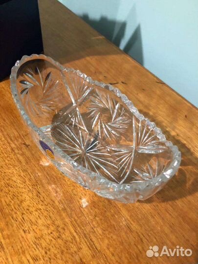 Салатник хрустальный новый