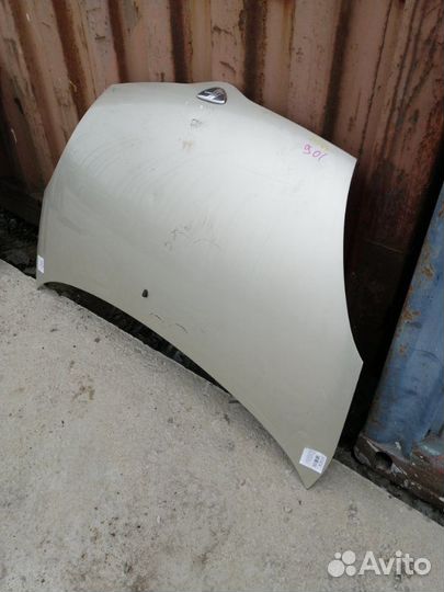 Капот Toyota Funcargo NCP20