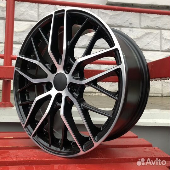 Литой диск R007 R17 7.5 5*114.3 ET45 d67.1 BD