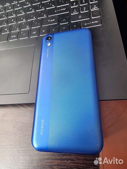Телефон honor 8s