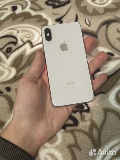 iPhone Xs, 64 ГБ