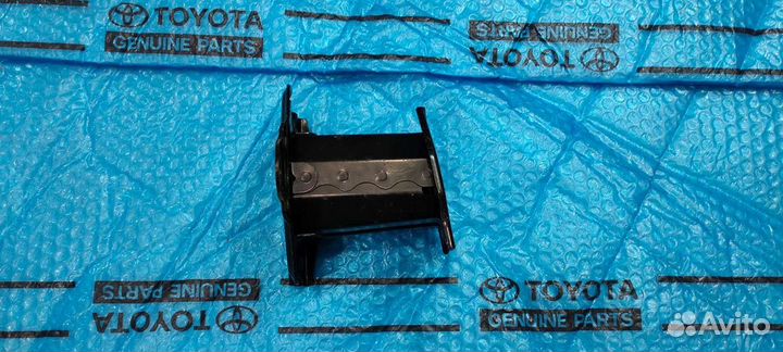 Кронштейн усилителя Королла 150 левый Оригинал