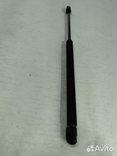 Амортизатор крышки багажника задний Opel Omega B