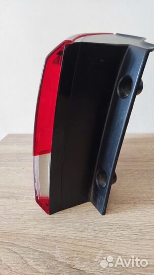 Фонарь задний левый Киа Соренто