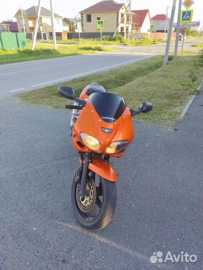 Продам мотоцикл Suzuki sv400s