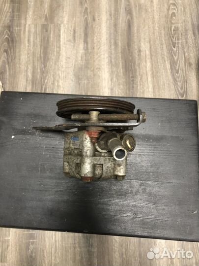 Насос гидроусилителя руля Nissan 491104m400 QG15DE