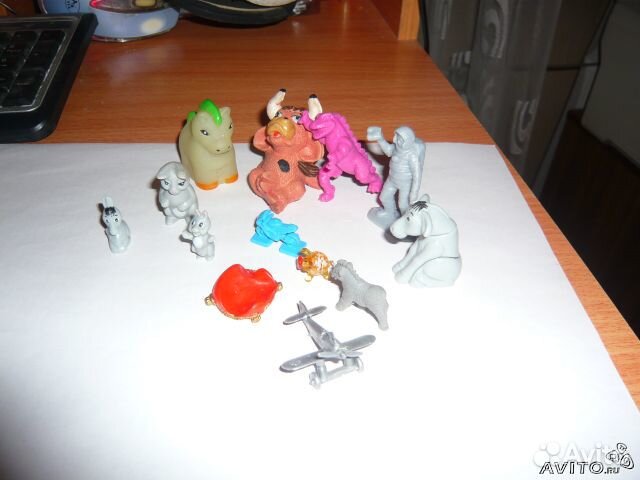 Игрушки из киндер-сюрприз