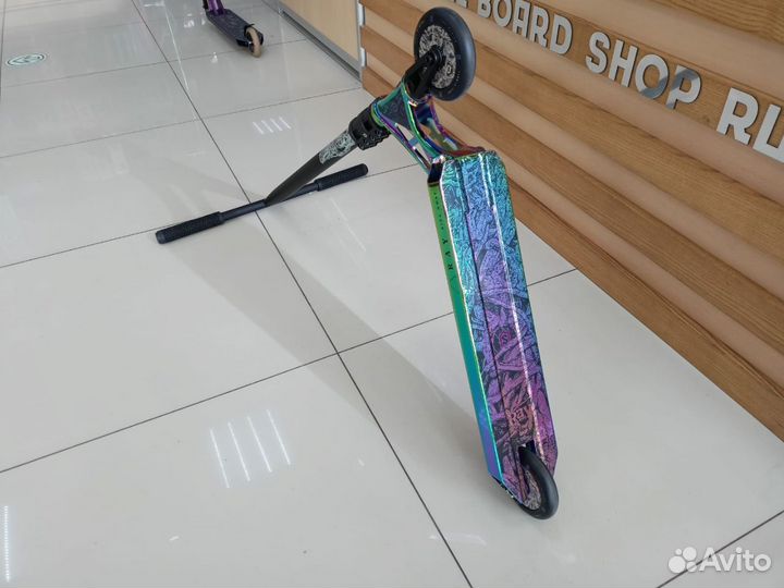 Самокат skip RAY EMT (2023) неохром-черный