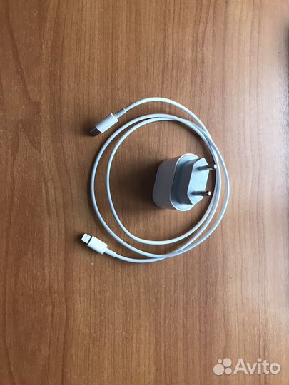 Блок быстрой зарядки Apple на 20W + провод