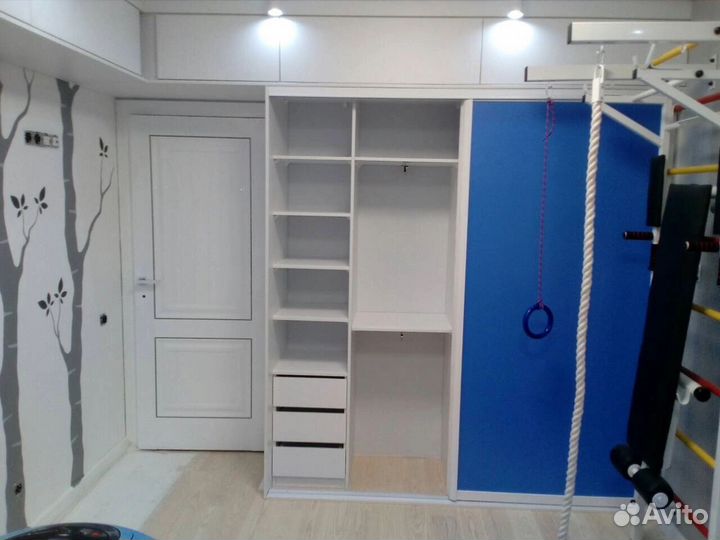 Дизайнер мебели