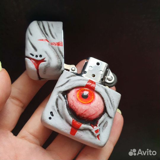 Зажигалка бензиновая Пеннивайз