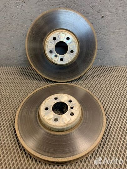 Тормозные диски переднее Bmw X7 G07 B58B30N 2020