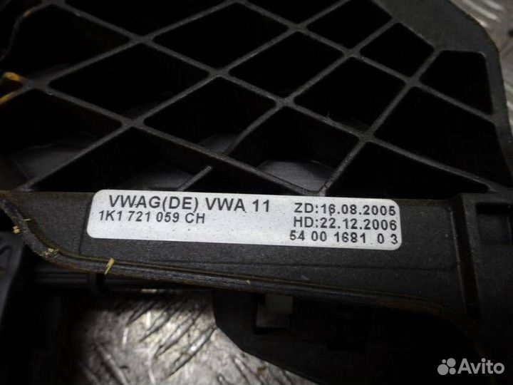 Педаль сцепления Volkswagen Golf 5 2007 1K0721388L