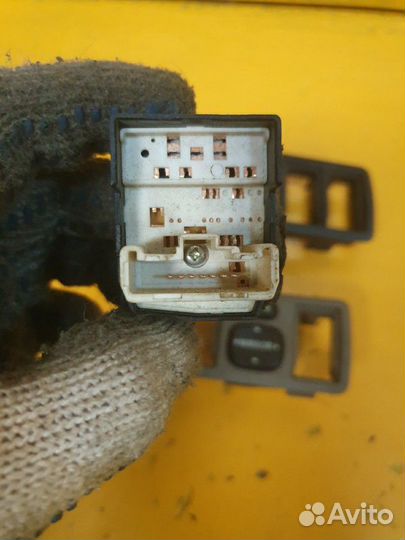 Блок управления зеркалами toyota тойота corolla ко