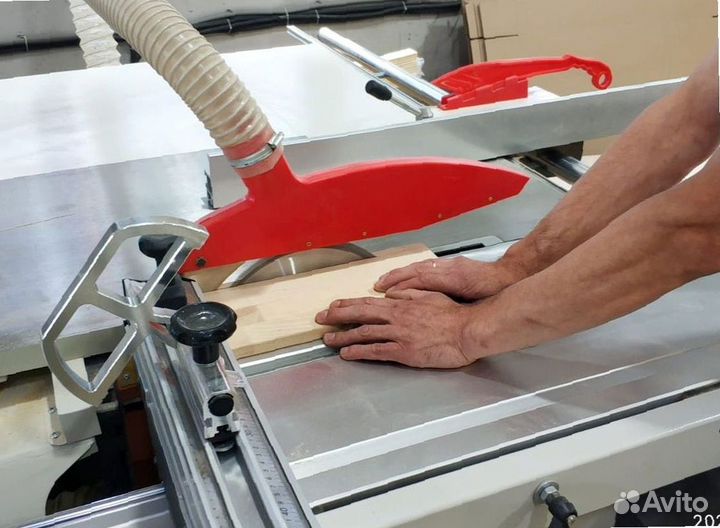 Кровать из массива березы