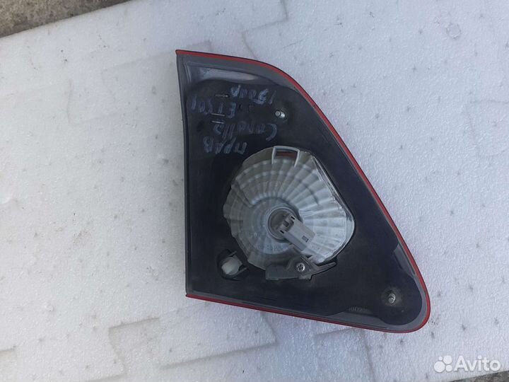 Фанарь правый внутренний Toyota Corolla E150