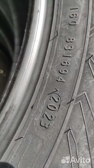 Nokian Tyres Nordman 8 SUV 225/55 R19