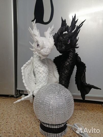 Ночник драконы