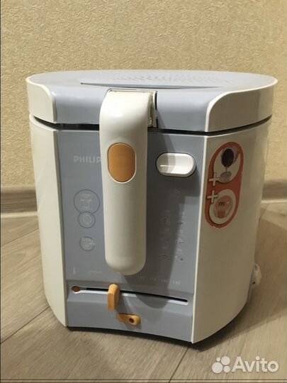 Фритюрница Philips HD6107