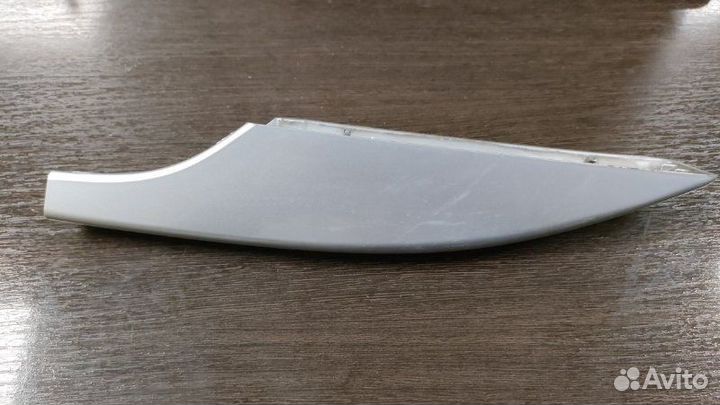 Заглушка рейлинга задняя левая Infiniti Ex35 1