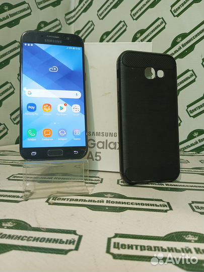 Телефон Samsung galaxy A5 3/32