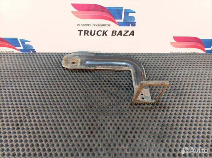 Кронштейн габарита левый Volvo FH