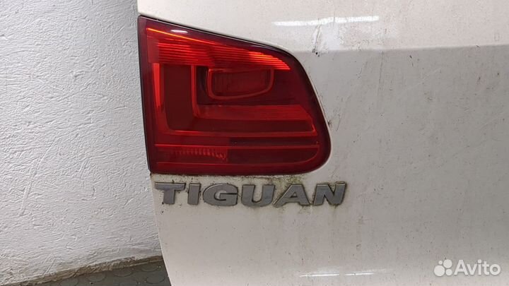 Крышка багажника Volkswagen Tiguan, 2011