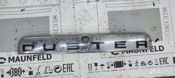 Накладка крышки багажника Renault Duster