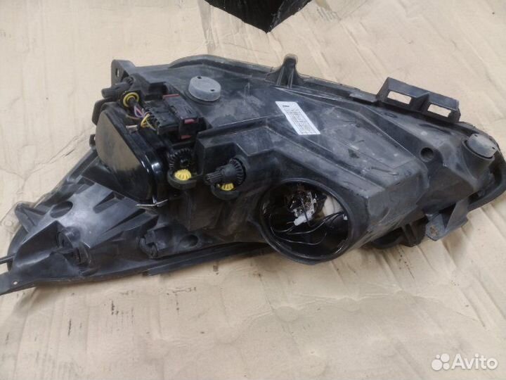 Фара правая Opel Corsa D Z12XEP 2008